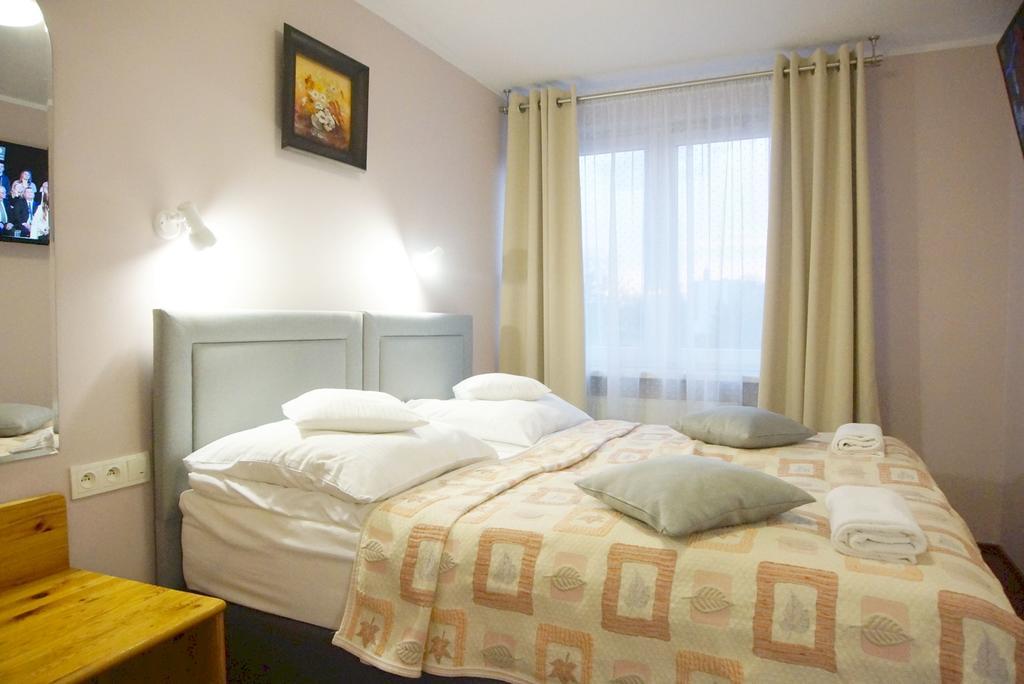 Hotel Unibus Bielsk Podlaski Eksteriør billede