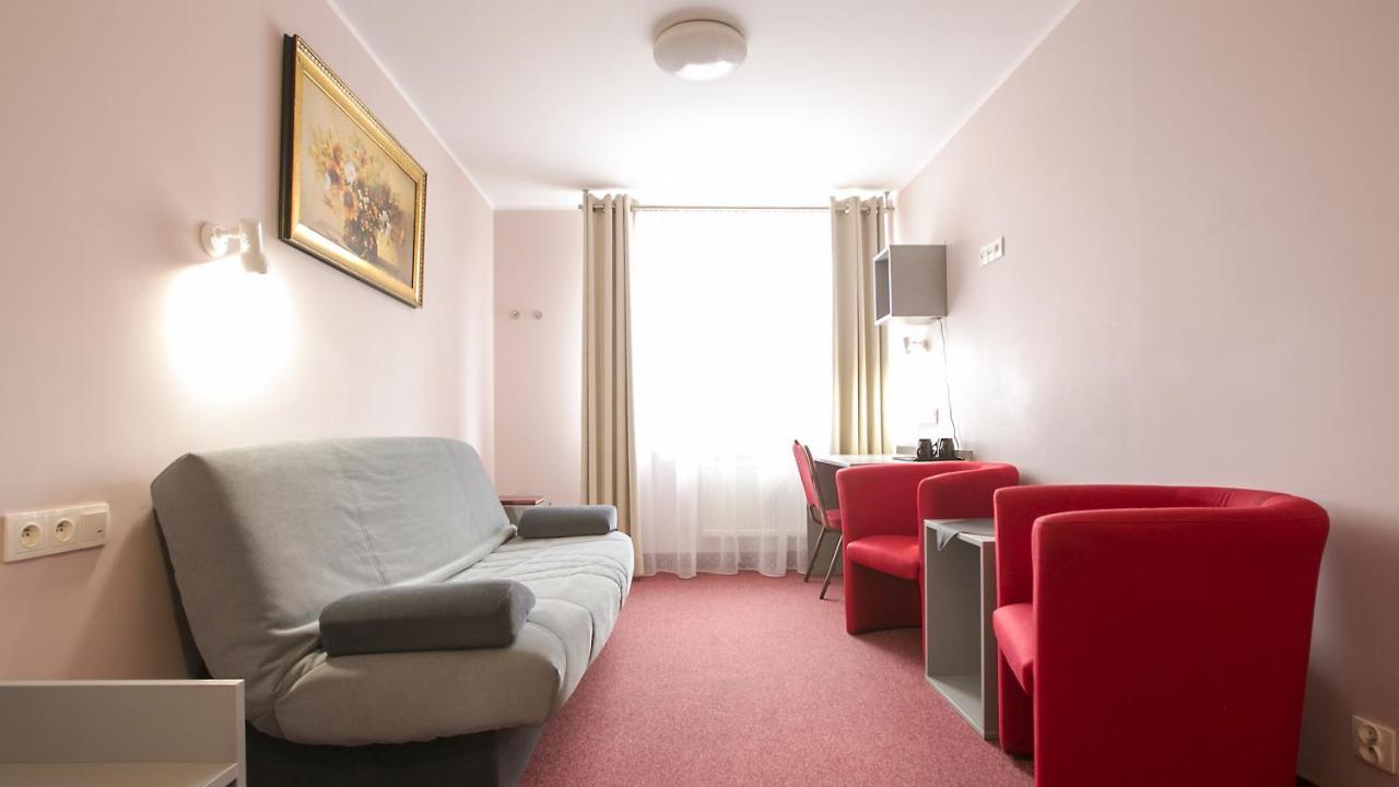 Hotel Unibus Bielsk Podlaski Eksteriør billede