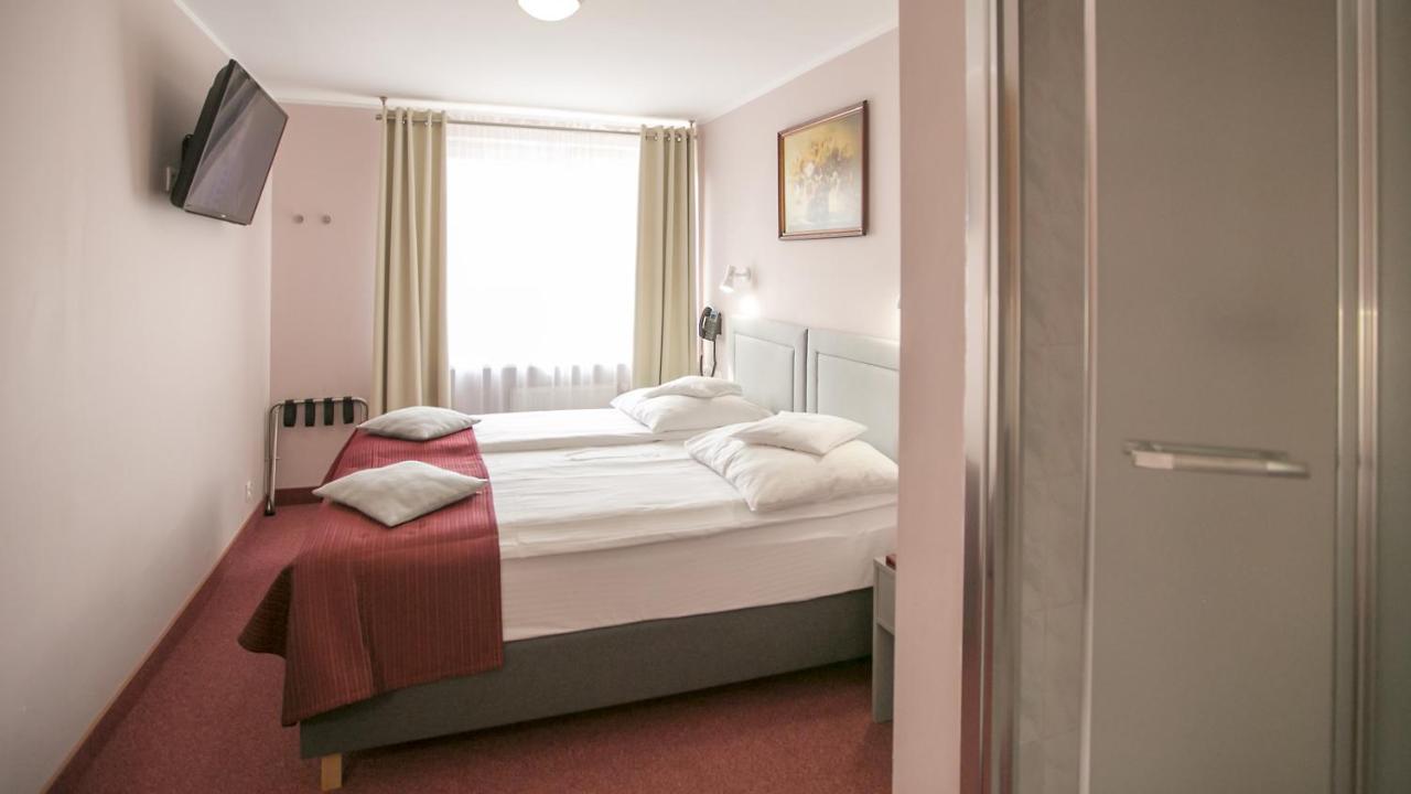 Hotel Unibus Bielsk Podlaski Eksteriør billede