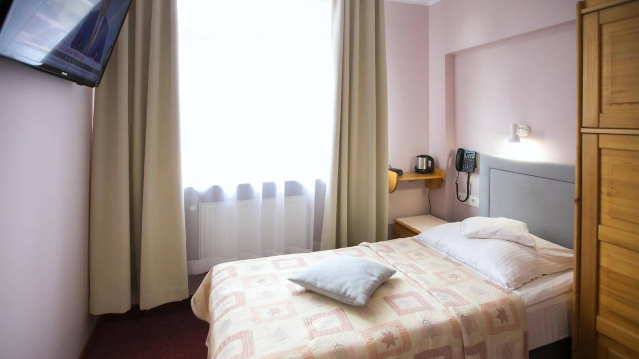 Hotel Unibus Bielsk Podlaski Eksteriør billede
