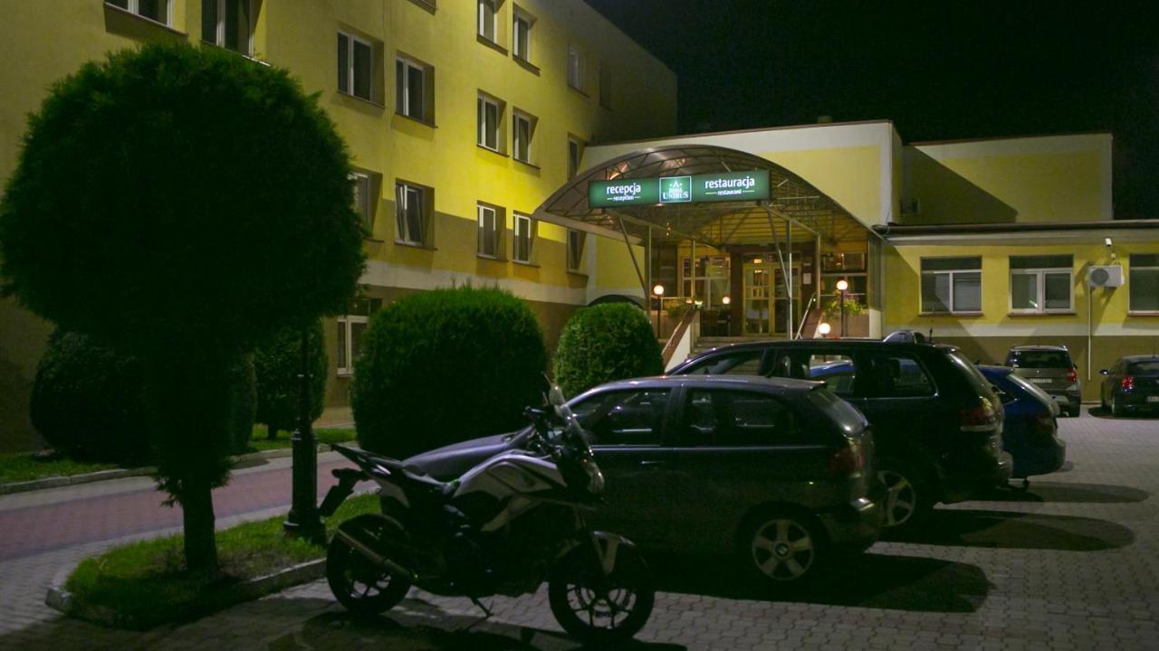 Hotel Unibus Bielsk Podlaski Eksteriør billede